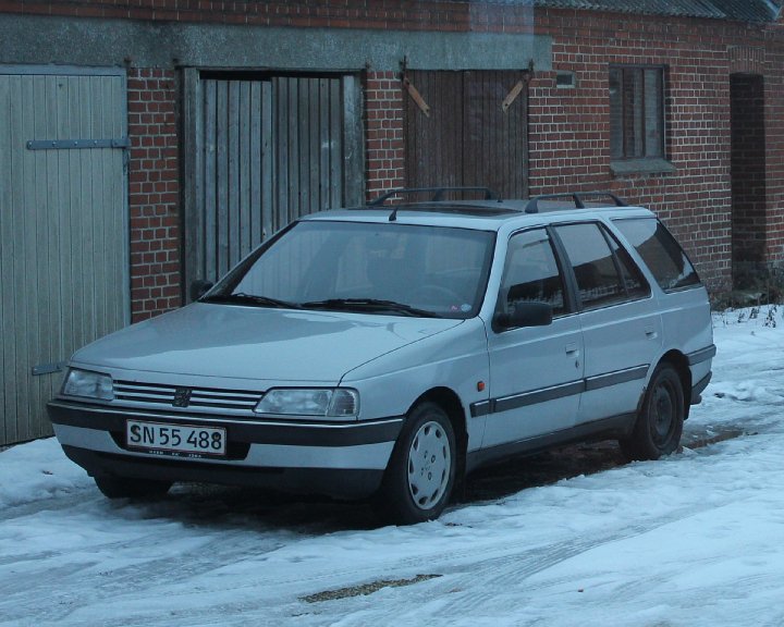 peugeot405.jpg